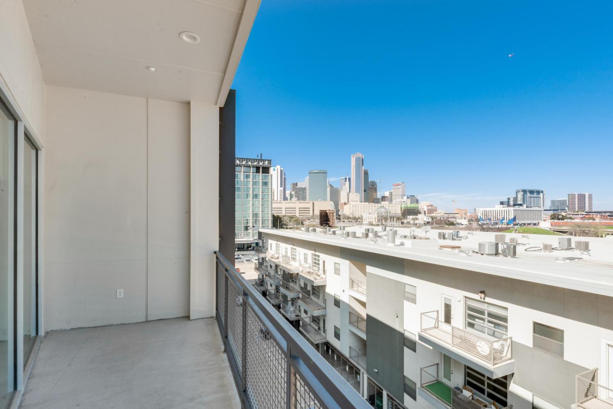 Snazzy Loft Style 2Br I Gym I Parking I Workspace 达拉斯 外观 照片