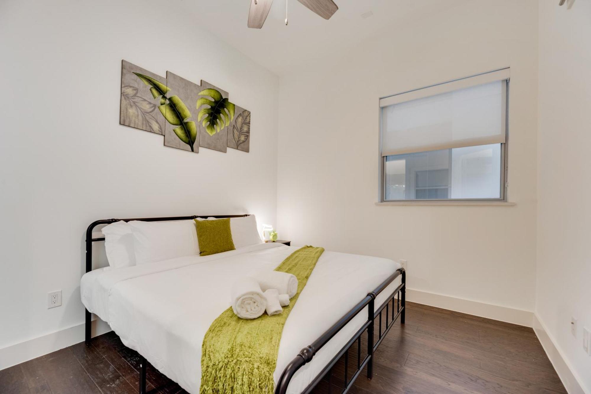 Snazzy Loft Style 2Br I Gym I Parking I Workspace 达拉斯 外观 照片